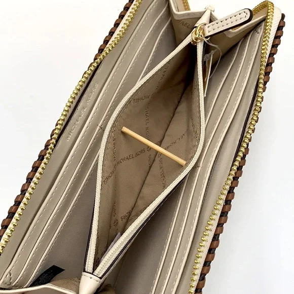 MICHAEL KORS Medium Front Pocket Shoulder Chain Tote & THREE QUARTER ZIP WALLET - Picture 9 of 16